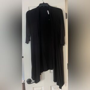 24 Seven short sleeve maternity Black Open layering piece. (2nd layer top)